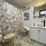 Cleo Apartment *